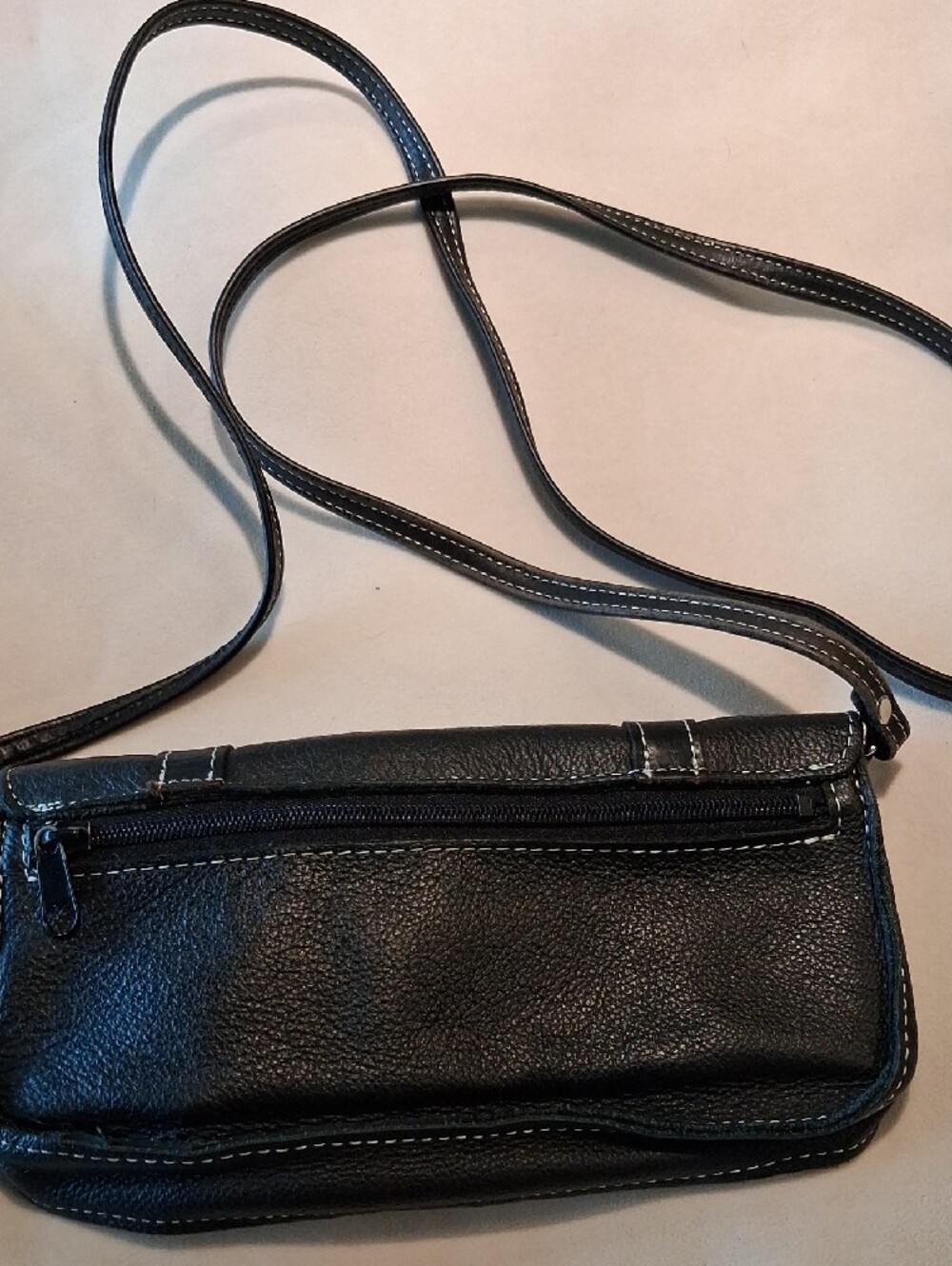 Harley-Davidson Black Crossbody Bag with Silver Hardware - Picture 3 of 3